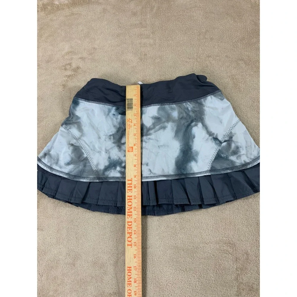 Lululemon Athletica Resolution Skort Lined Womens‎ 4 Grey Coal Vapor Dye EUC